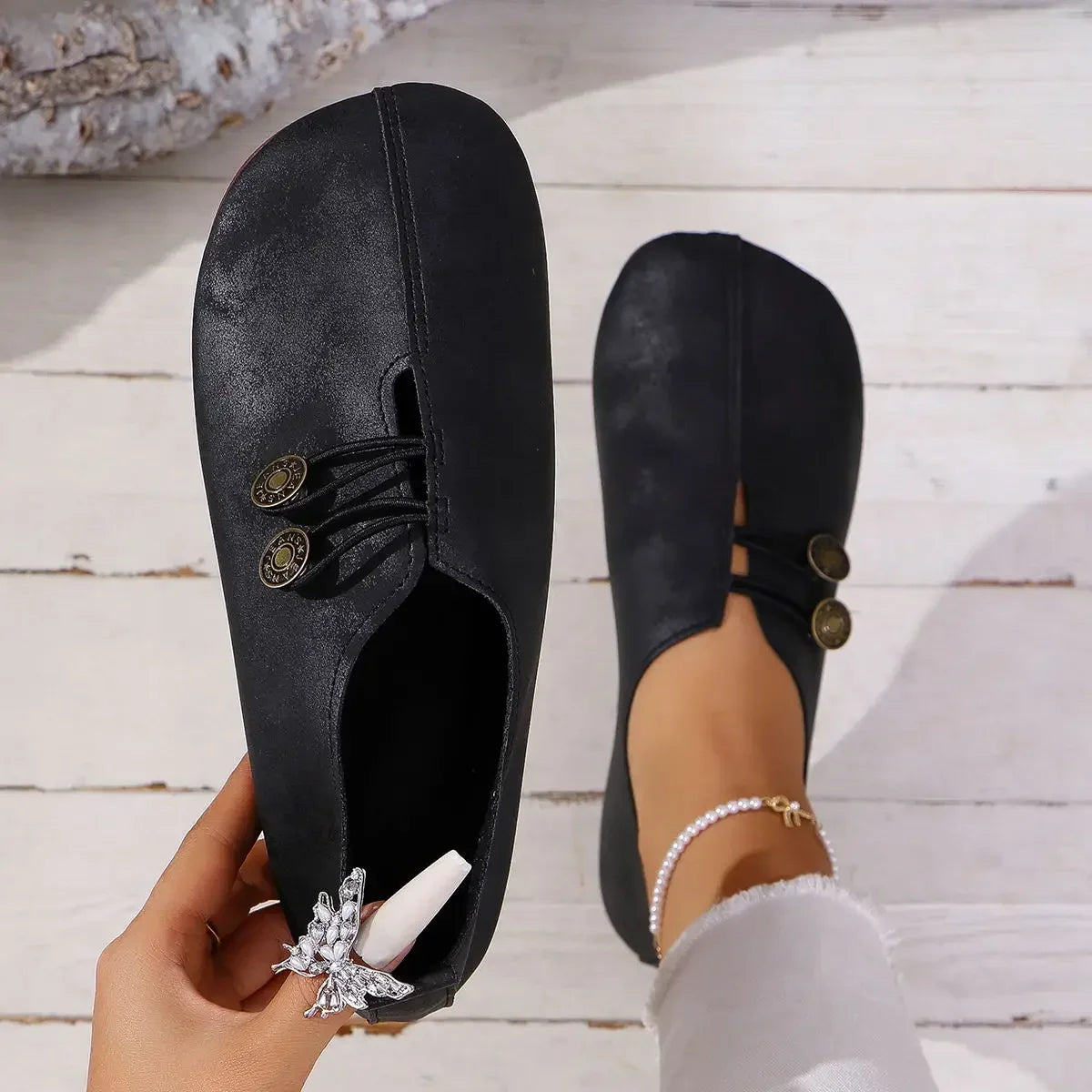 Black / 14
