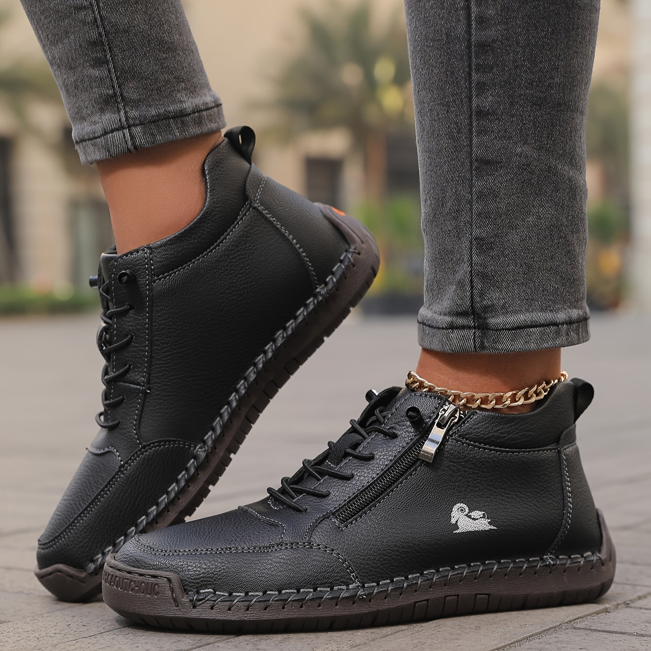 Black / 43